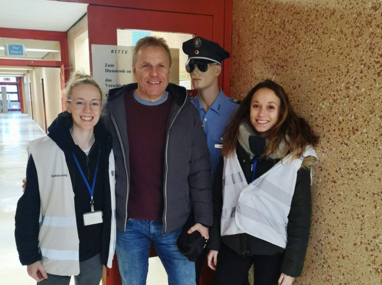 Group picture from the site visit at the berlin police